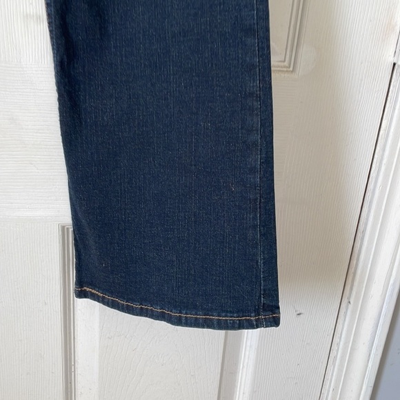 Signature Levi Strauss dark Wash at waist boot cut flare leg misses 12 short - Picture 5 of 16